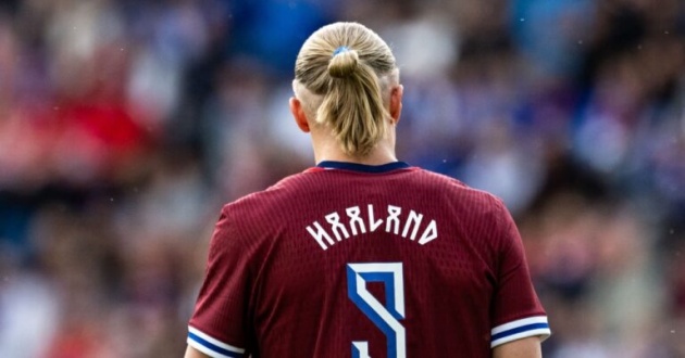 Erling Haaland đổi tên trên áo tuyển Na Uy
